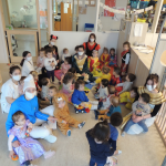 Photo groupe carnaval crèche